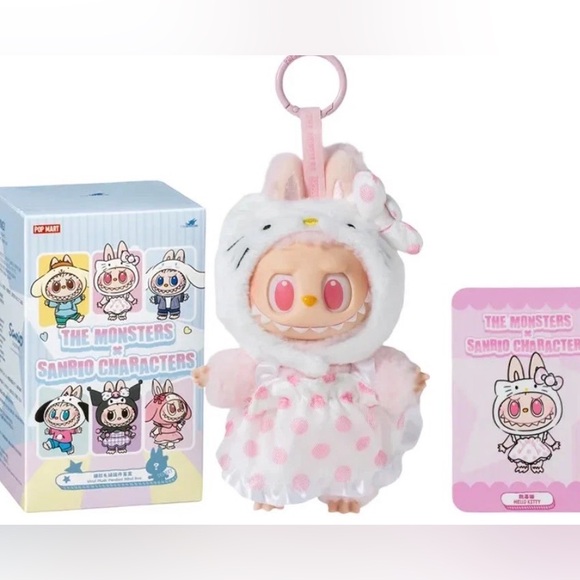 POP MART Accessories - Labubu x Sanrio Characters Series vinyl plush dolls.. (HELLO KITTY)